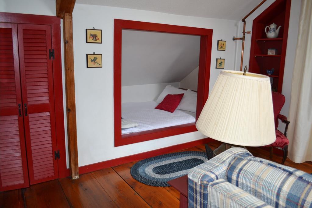 Benjamin Prescott Inn Jaffrey Habitación foto